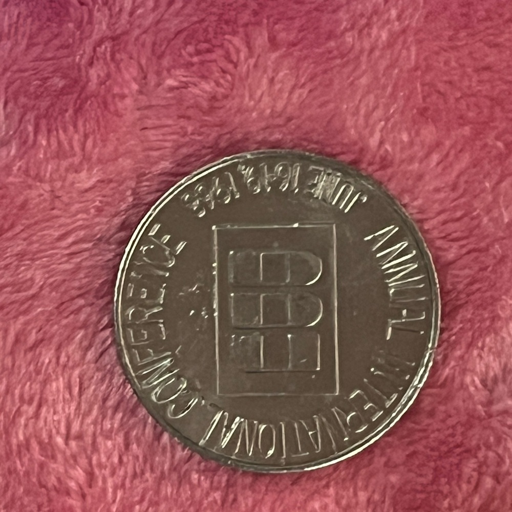 VINTAGE 1968 NEW ORLEANS 250th ANNIVERSARY COLLECTIBLE DOUBLOON (ALUMINUM)